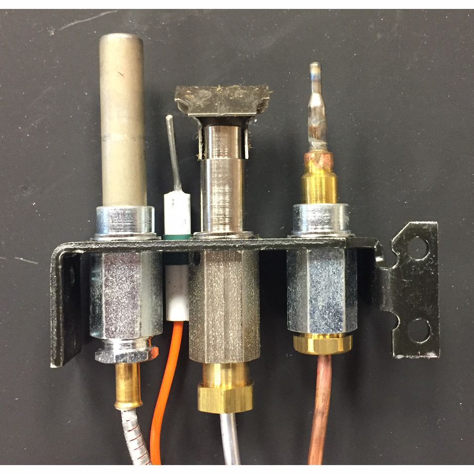 MONTRPA017 | Pilot Assembly | 180-Degree Hood | Robertshaw Valves | Montigo | Ng