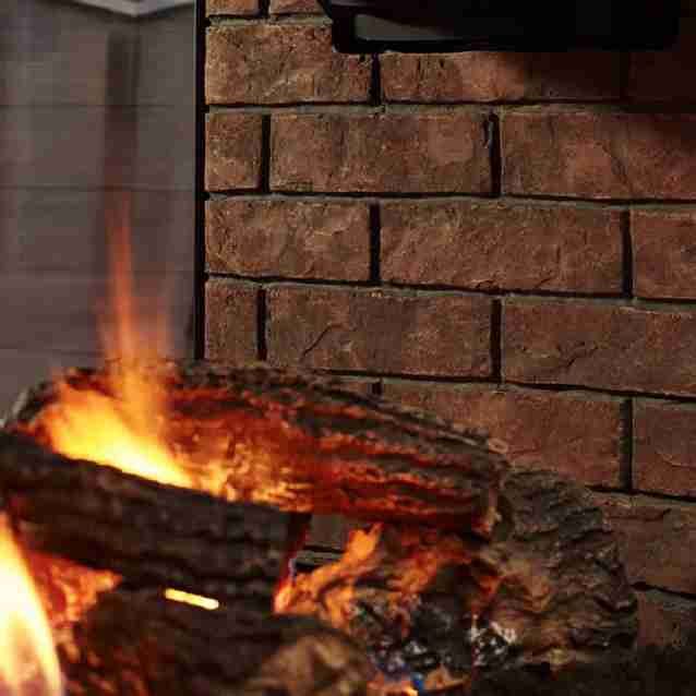 Majestic Peninsula 36 | Interior Brick Panels | Weathered Brick | Traditional